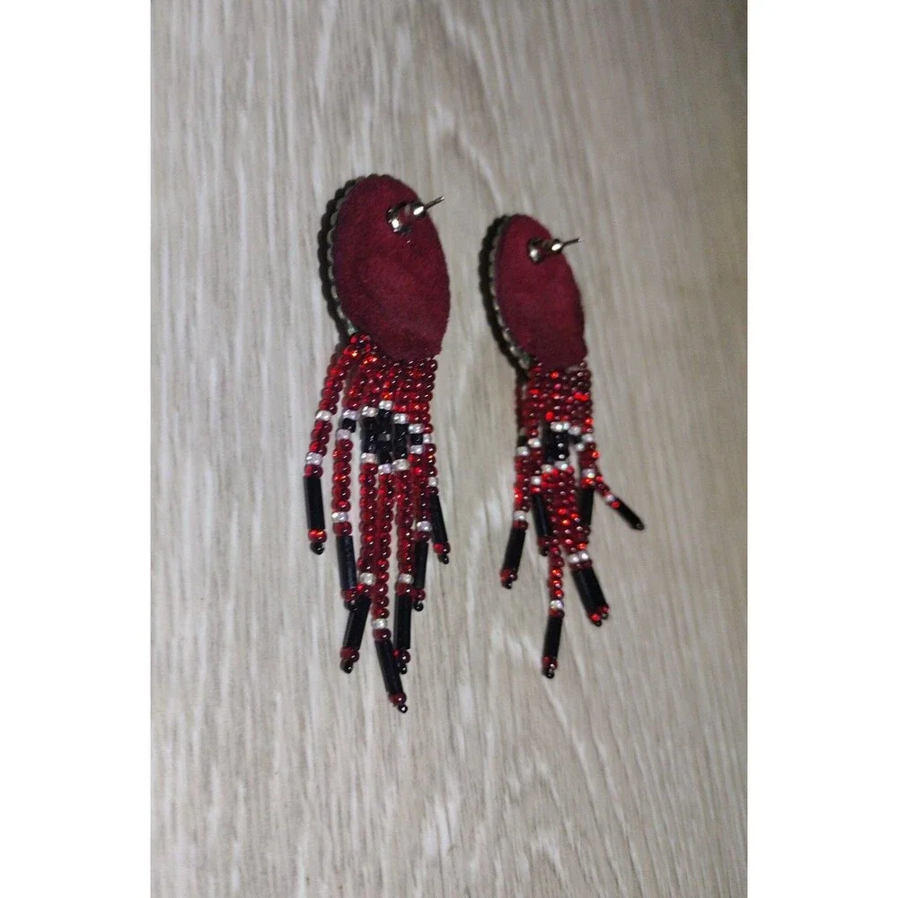 Handcrafted Native American-Style Earrings - Picture 5 of 5